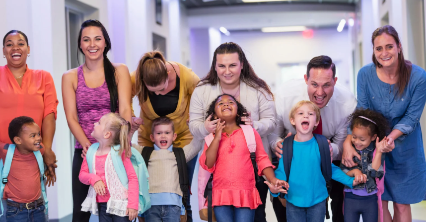 Schoolstress bij kinderen neemt toe – dit is wat ouders wél kunnen doen