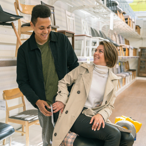Nederlander leeft in IKEA-showroom: ‘Ik voel me hier thuis’